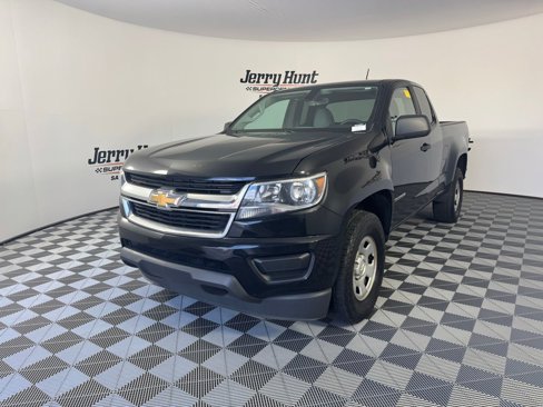 Used 2020 Chevrolet Colorado W/T image 1