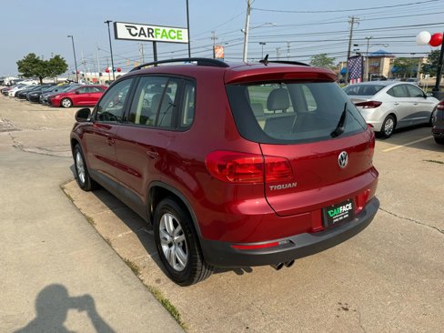 Used 2016 Volkswagen Tiguan S image 9