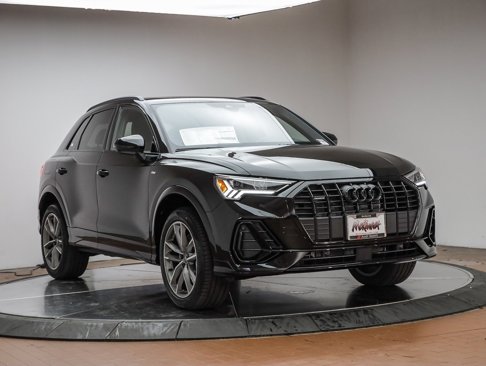 New 2025 Audi Q3 2.0T Premium image 3