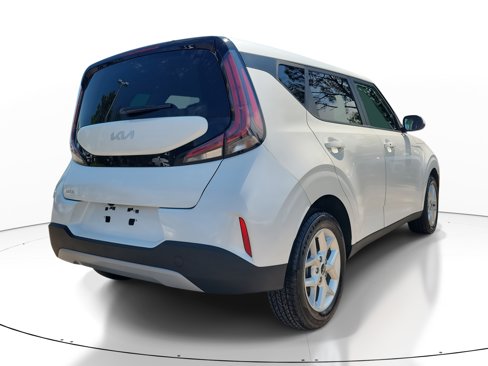 Used 2023 Kia Soul S image 5