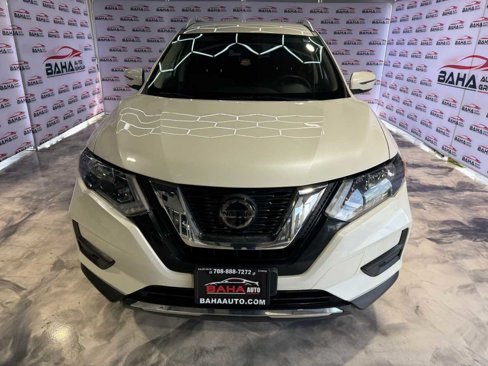 Used 2020 Nissan Rogue SV image 4