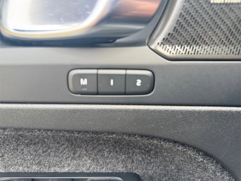 Certified 2023 Volvo C40 P8 Recharge Ultimate w/ Protection Package Premier image 12