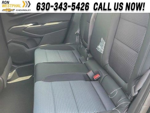 New 2025 Chevrolet Trax LT w/ LPO, Blackout Package image 11