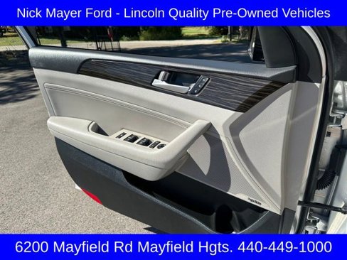 Used 2016 Hyundai Sonata Limited w/ Option Group 05 image 22