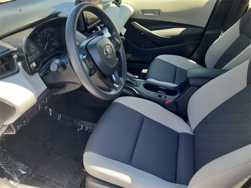 Used 2024 Toyota Corolla LE image 9