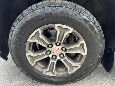 Used 2019 GMC Sierra 1500 SLE image 42
