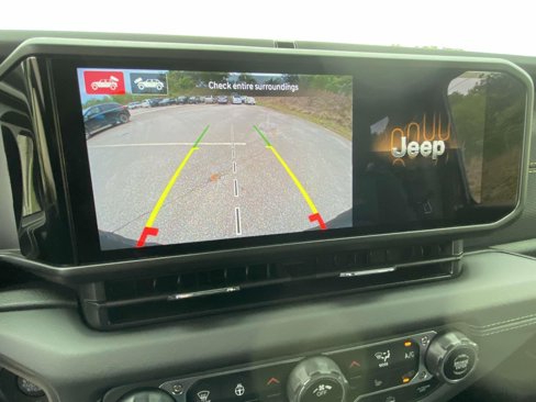 New 2025 Jeep Wrangler Unlimited Rubicon 392 image 11