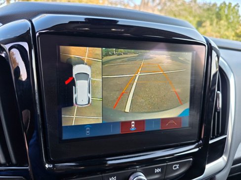 Used 2018 Chevrolet Traverse LT image 19