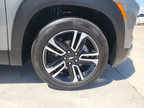 Used 2025 Chevrolet TrailBlazer LT w/ Convenience Package image 14