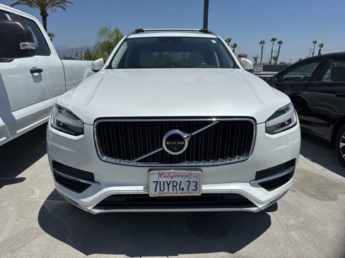 Used 2017 Volvo XC90 T6 Momentum w/ Vision Package image 2