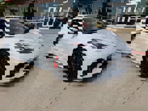 Used 2020 Chevrolet Corvette Stingray Preferred Cpe w/ 2LT Preferred Equipment Group image 3