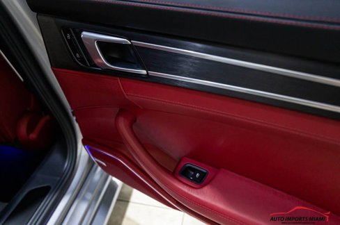 Used 2019 Porsche Panamera GTS w/ Premium Package Plus image 63