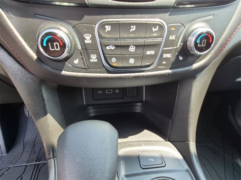 Used 2022 Chevrolet Equinox RS w/ LPO, Floor Liner Package image 26
