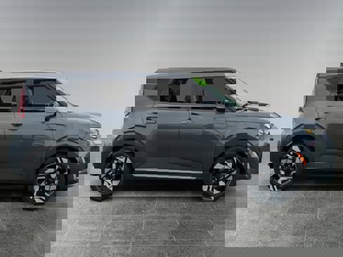 Used 2023 Kia Soul GT-Line w/ GT-Line Technology Package image 6