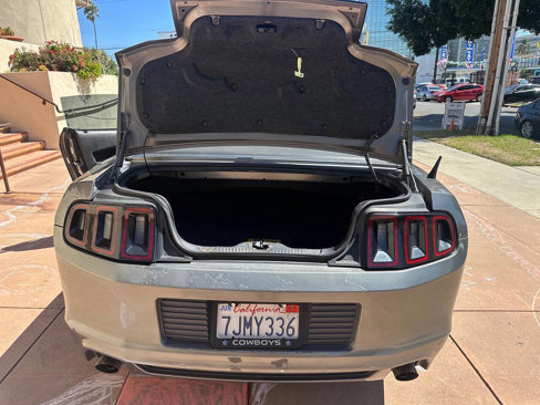 Used 2013 Ford Mustang Premium image 19