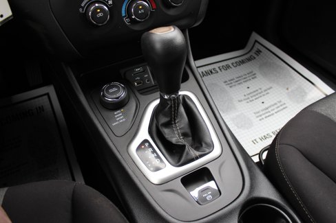 Used 2018 Jeep Cherokee Latitude image 26