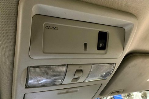 Used 2016 Nissan Titan SV image 33