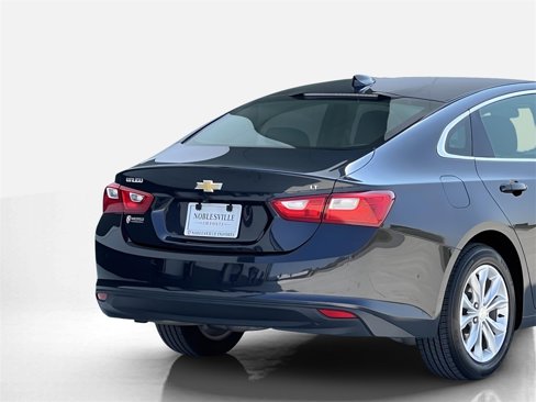 Used 2023 Chevrolet Malibu LT w/ Driver Confidence Package image 8