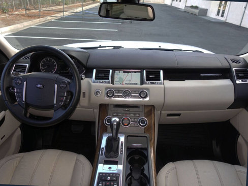 Used 2012 Land Rover Range Rover Sport Supercharged image 9
