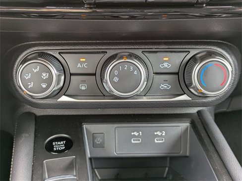 New 2025 Nissan Kicks SV image 19