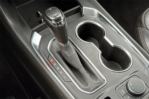 Used 2020 Chevrolet Traverse RS image 24