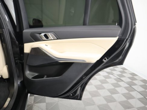 Used 2022 BMW X5 sDrive40i w/ Premium Package image 28