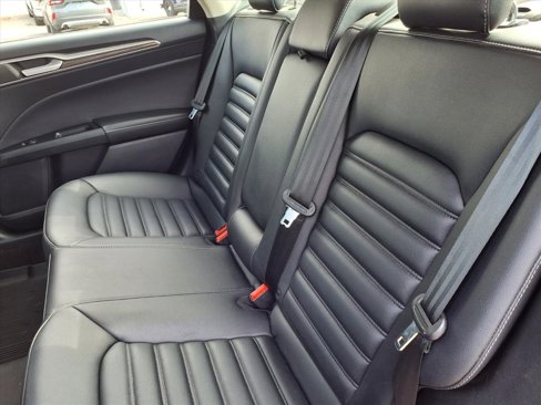 Used 2019 Ford Fusion SEL image 5