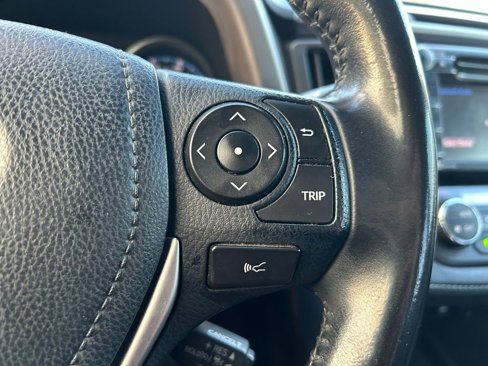 Used 2018 Toyota RAV4 XLE image 17