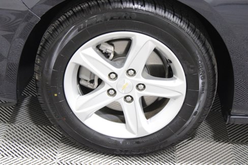 Used 2022 Chevrolet Malibu LS image 35