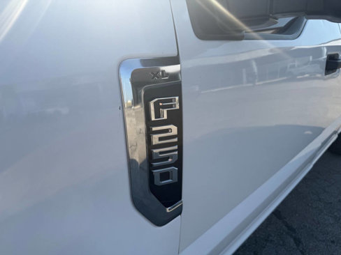 Used 2019 Ford F250 XL w/ XL Value Package image 15