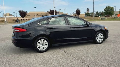Used 2020 Ford Fusion S image 9