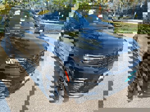New 2025 Jeep Grand Cherokee Limited w/ Black Appearance Package image 3