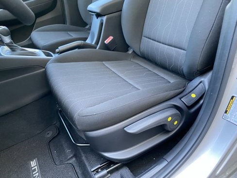 New 2025 Hyundai Venue SE image 21