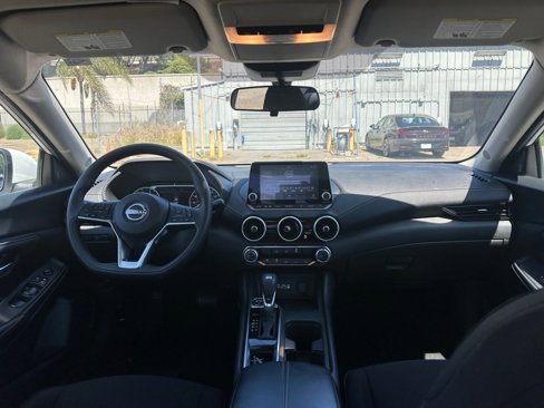 Used 2024 Nissan Sentra SV image 31