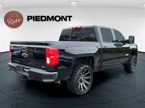 Used 2017 Chevrolet Silverado 1500 LTZ Z71 w/ LTZ Plus Package image 6