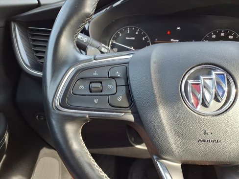 Used 2023 Buick Envision Preferred image 17