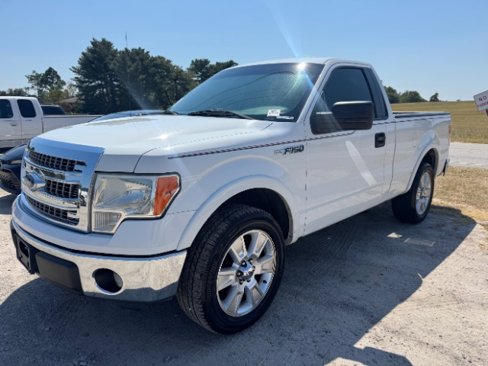 Used 2014 Ford F150 XLT w/ Equipment Group 301A Mid image 3