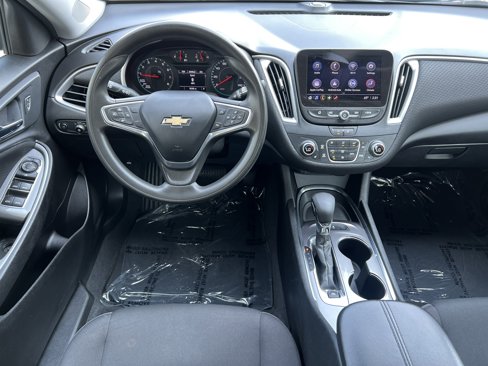 Used 2022 Chevrolet Malibu LT image 32