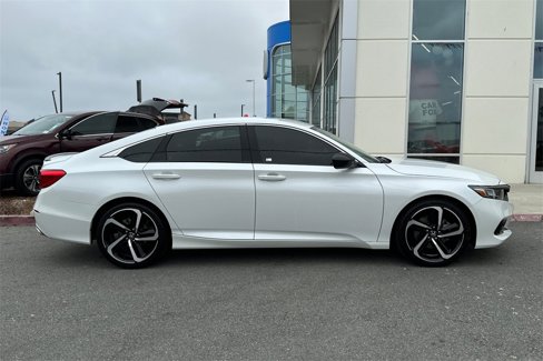Used 2022 Honda Accord Sport Special Edition image 2