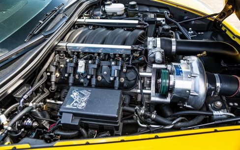 Used 2006 Chevrolet Corvette Z06 w/ Preferred Equipment Group image 2