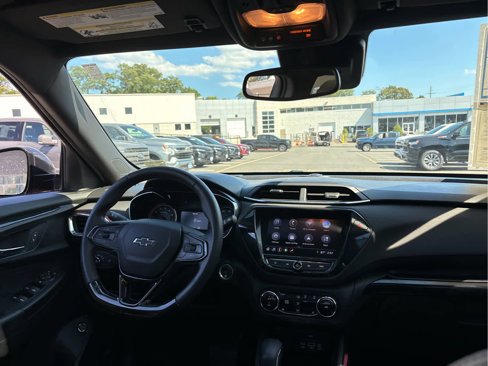 Used 2021 Chevrolet TrailBlazer RS w/ Sun and Liftgate Package image 41
