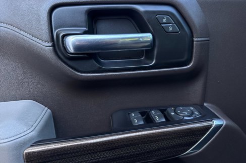 Used 2019 Chevrolet Silverado 1500 RST image 13