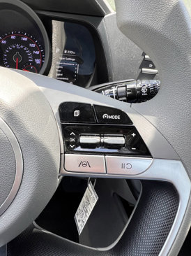 Used 2021 Hyundai Elantra SE image 21