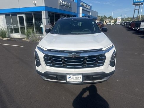 New 2026 Chevrolet Equinox LT w/ Convenience Package II image 8