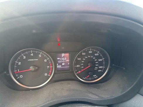 Used 2017 Subaru Crosstrek 2.0i Premium image 8