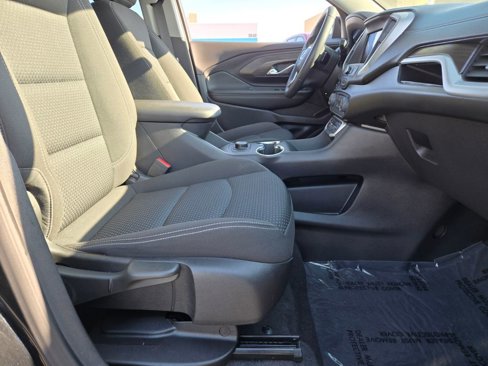 Used 2022 GMC Terrain SLE w/ LPO, Cargo Package image 16