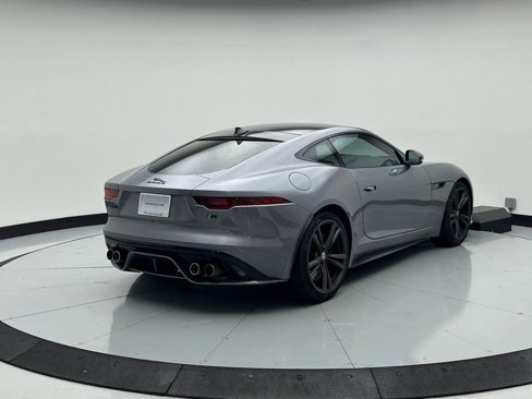 Used 2021 Jaguar F-TYPE R image 7