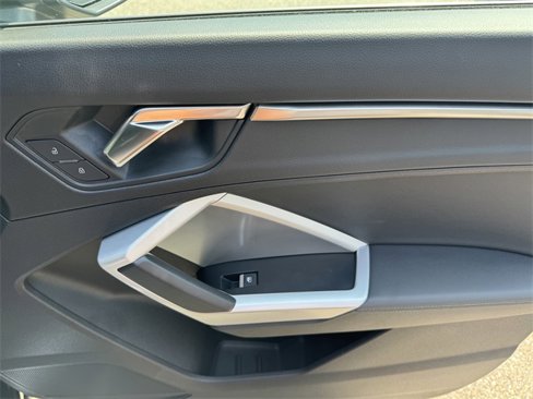Certified 2022 Audi Q3 2.0T Premium image 32