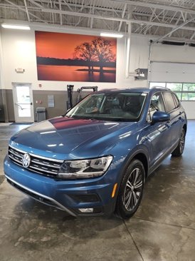 Used 2019 Volkswagen Tiguan SEL image 2