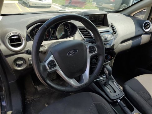 Used 2014 Ford Fiesta SE w/ Equipment Group 201A image 12